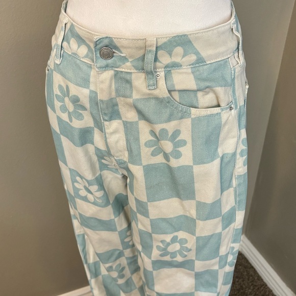 PacSun Flower Printed Mom Jeans - Picture 4 of 7